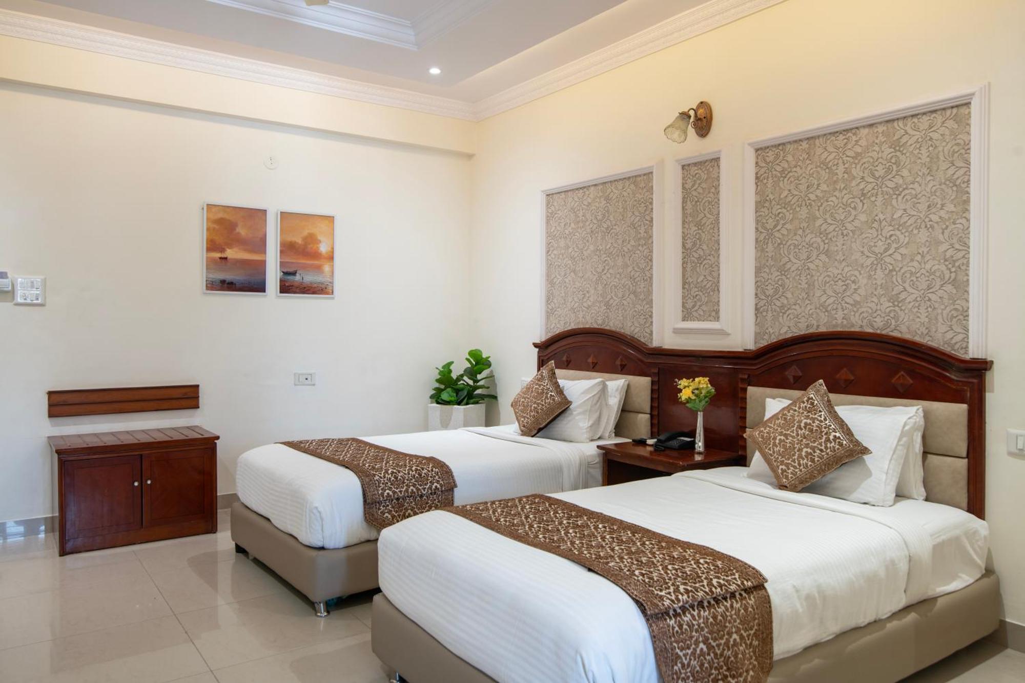 Hyde Park Hotel Bangalore Esterno foto